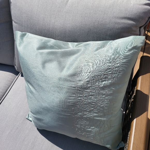 New 2x Calvin Klein Throw Pillows Blue Silver embroidery Removable case - Picture 3 of 8